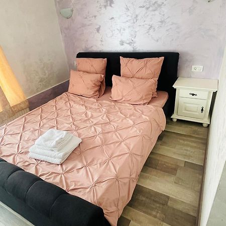 Urban Suites Iasi Exterior photo